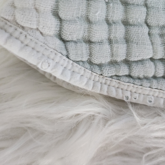 Bundle of Aden + Anais Cotton Muslim Burpy Bib, One Size - Picture 4 of 13